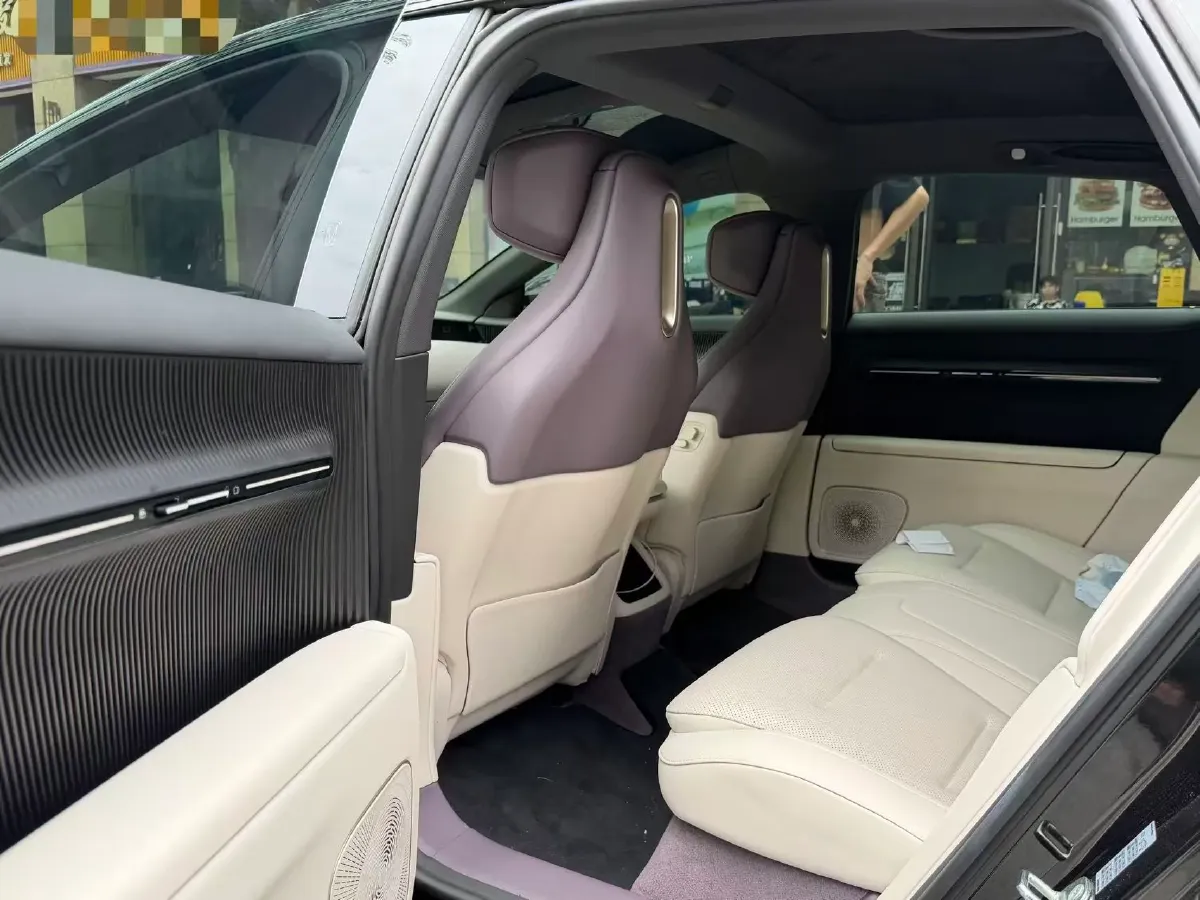 2024 Avatr 12 BEV 94.5KWH,autocango,china used car exporter,china ev exporter,chinese used car exporter,chinese used ev exporter