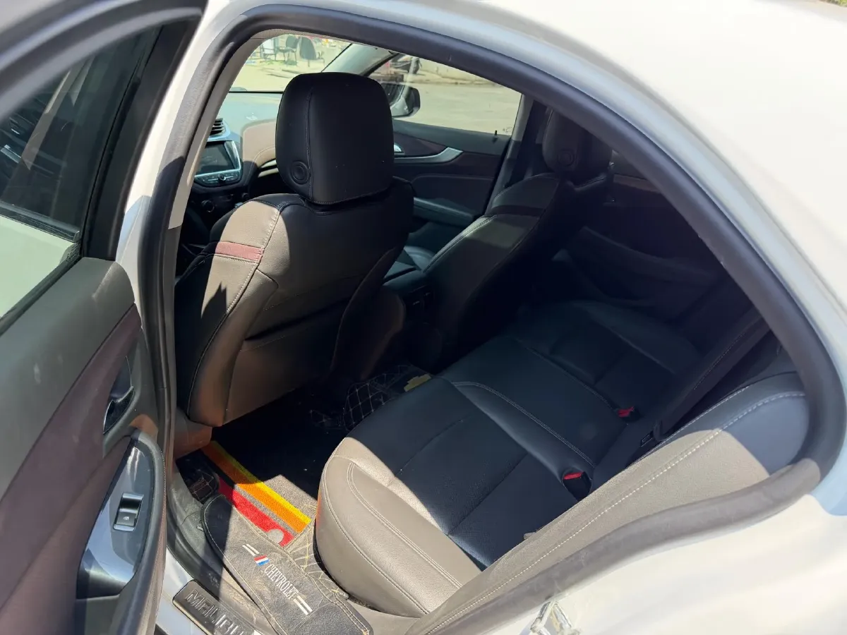 2018 Chevrolet Malibu 1.5T 170HP L4 6AT,autocango,china used car exporter,china ev exporter,chinese used car exporter,chinese used ev exporter