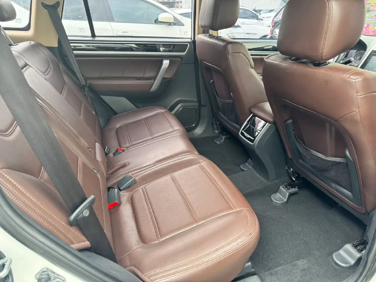 2017 Yema T70 1.5T 156HP L4 5MT,autocango,china used car exporter,china ev exporter,chinese used car exporter,chinese used ev exporter