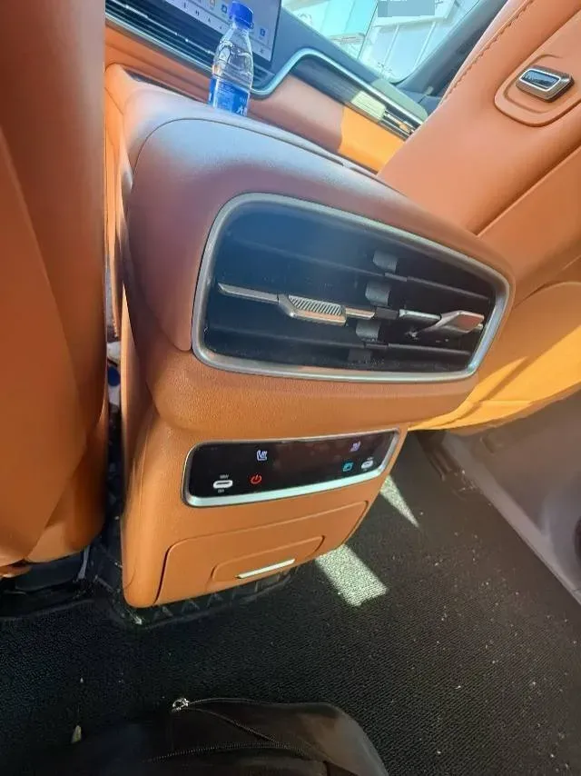 2025 DongFeng eπ eπ008 1.5T 147HP L4 REEV 34.32KWH,autocango,china used car exporter,china ev exporter,chinese used car exporter,chinese used ev exporter