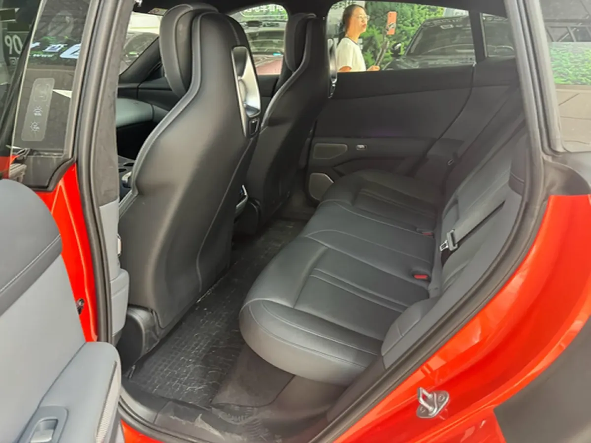 2025 MI YU7 BEV 101.7KWH,autocango,china used car exporter,china ev exporter,chinese used car exporter,chinese used ev exporter