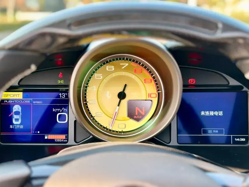 2021 Ferrari Portofino 3.9T 620HP V8 8DCT,autocango,china used car exporter,china ev exporter,chinese used car exporter,chinese used ev exporter