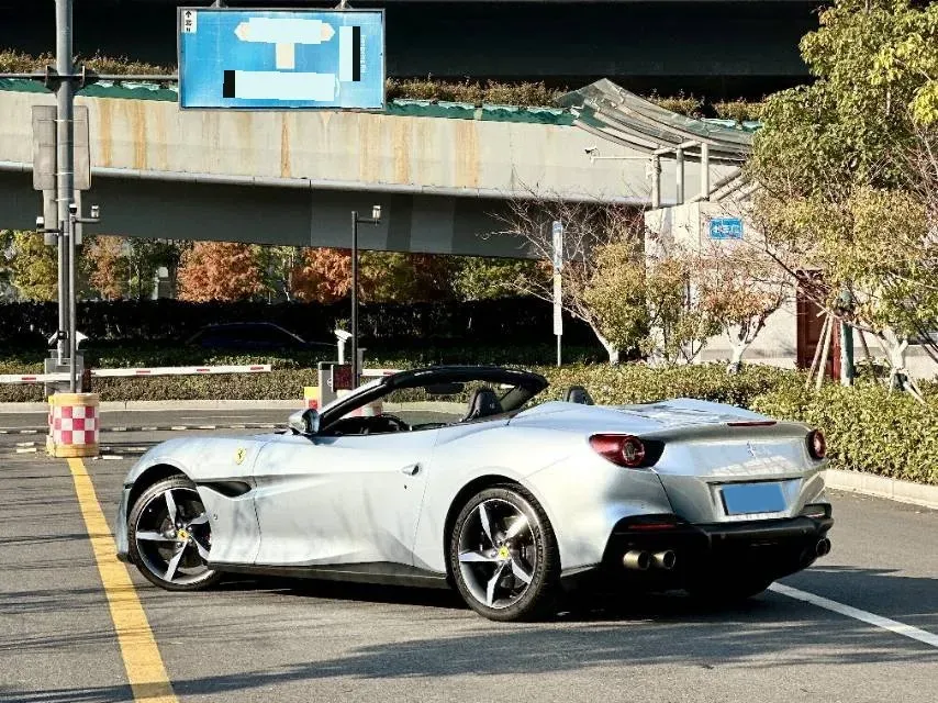 2021 Ferrari Portofino 3.9T 620HP V8 8DCT,autocango,china used car exporter,china ev exporter,chinese used car exporter,chinese used ev exporter