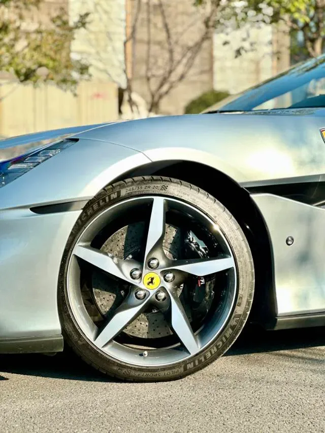 2021 Ferrari Portofino 3.9T 620HP V8 8DCT,autocango,china used car exporter,china ev exporter,chinese used car exporter,chinese used ev exporter