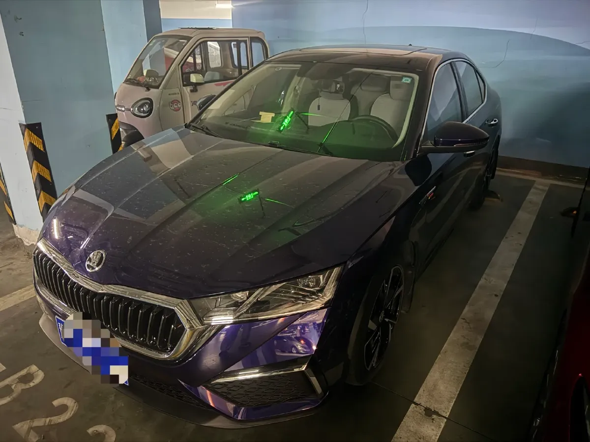 2021 Skoda Octavia 1.4T 150HP L4 7DCT,autocango,china used car exporter,china ev exporter,chinese used car exporter,chinese used ev exporter