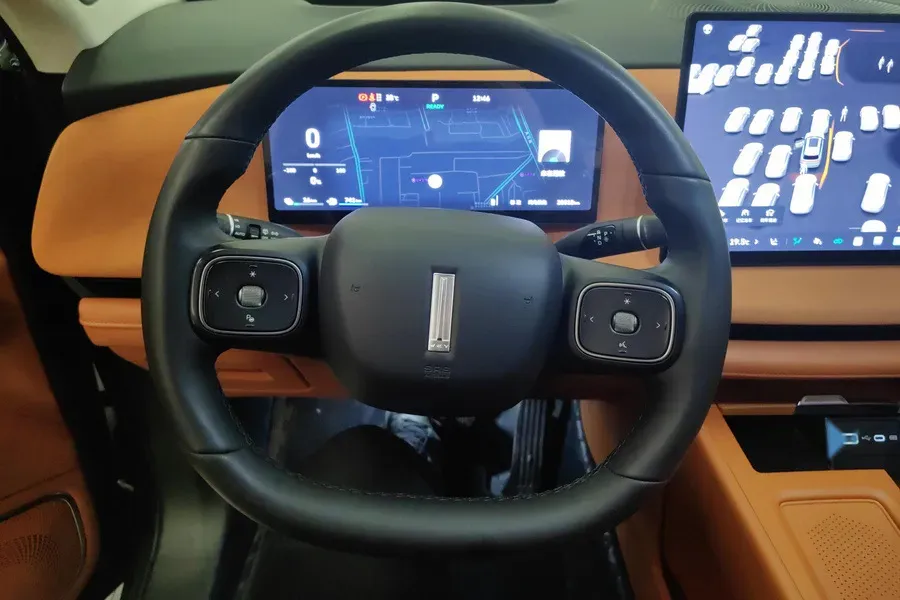 2025 WEY BlueMountain 1.5T 170HP L4 4DHT PHEV 52.3KWH,autocango,china used car exporter,china ev exporter,chinese used car exporter,chinese used ev exporter