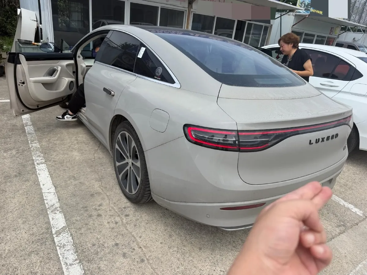 2025 Luxeed S7 BEV 82KWH,autocango,china used car exporter,china ev exporter,chinese used car exporter,chinese used ev exporter
