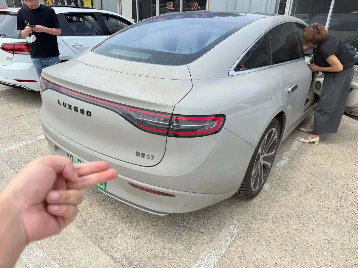 2025 Luxeed S7 BEV 82KWH,autocango,china used car exporter,china ev exporter,chinese used car exporter,chinese used ev exporter