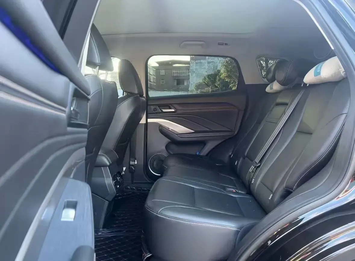 2020 WEY VV6 2.0T 227HP L4 7DCT,autocango,china used car exporter,china ev exporter,chinese used car exporter,chinese used ev exporter