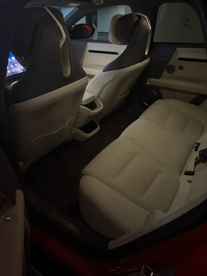 2025 Avatr 06 REEV 156HP REEV,autocango,china used car exporter,china ev exporter,chinese used car exporter,chinese used ev exporter