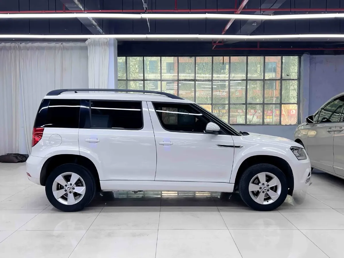 2017 Skoda Yeti 1.4T 150HP L4 7DCT,autocango,china used car exporter,china ev exporter,chinese used car exporter,chinese used ev exporter