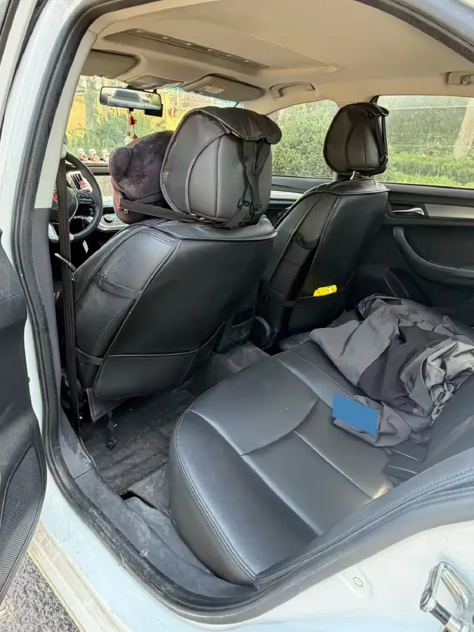 2018 Roewe 360 1.5L 116HP L4 5MT,autocango,china used car exporter,china ev exporter,chinese used car exporter,chinese used ev exporter