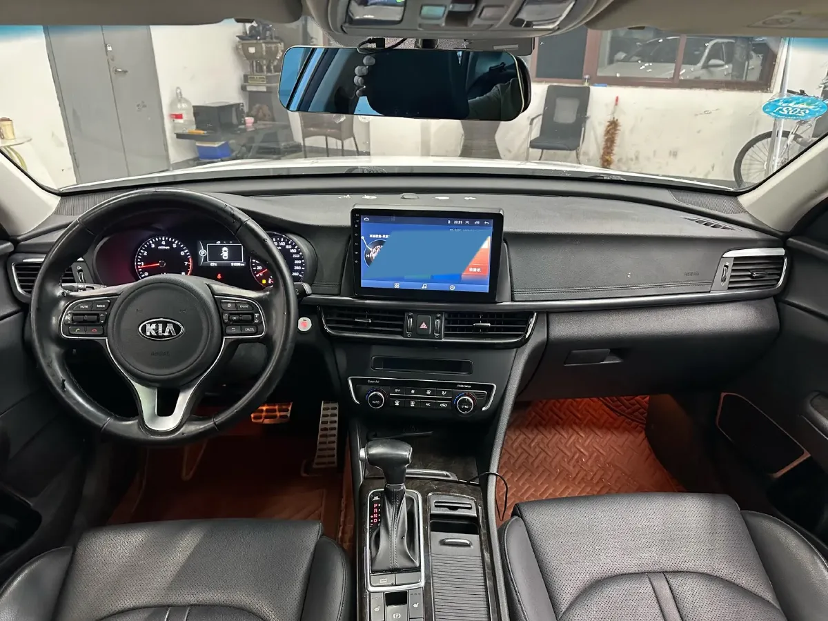 2017 Kia K5 2.0L 161HP L4 6AT,autocango,china used car exporter,china ev exporter,chinese used car exporter,chinese used ev exporter