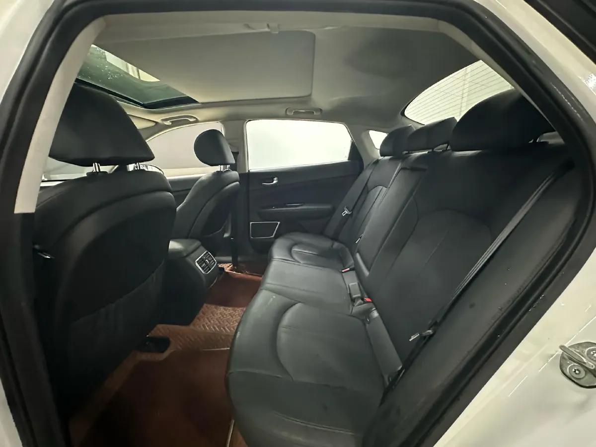 2017 Kia K5 2.0L 161HP L4 6AT,autocango,china used car exporter,china ev exporter,chinese used car exporter,chinese used ev exporter