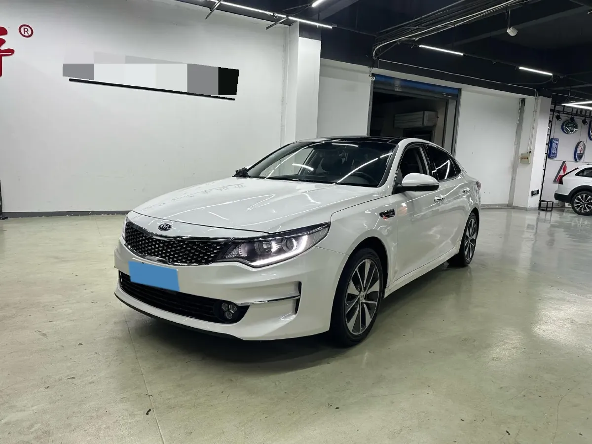 2017 Kia K5 2.0L 161HP L4 6AT,autocango,china used car exporter,china ev exporter,chinese used car exporter,chinese used ev exporter