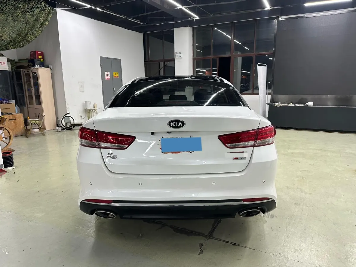 2017 Kia K5 2.0L 161HP L4 6AT,autocango,china used car exporter,china ev exporter,chinese used car exporter,chinese used ev exporter