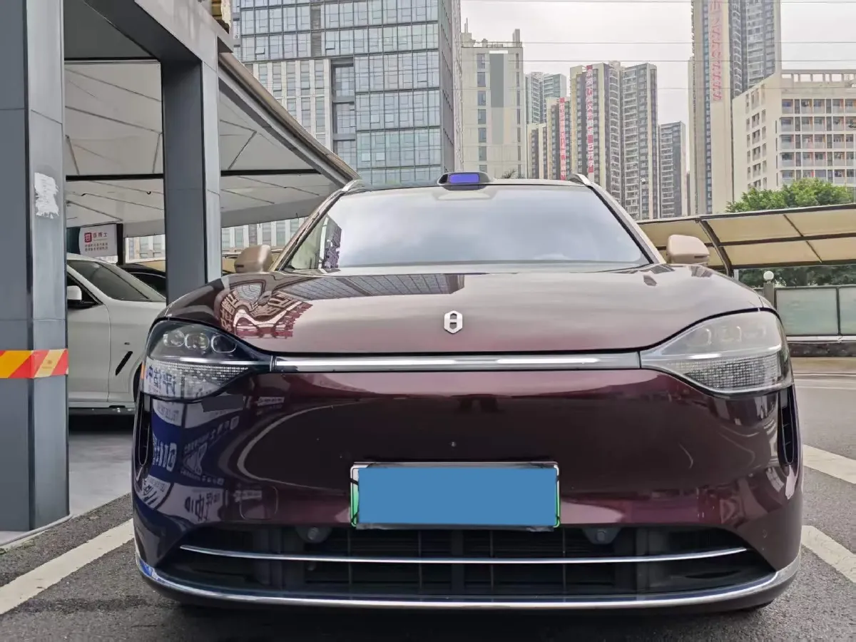 2025 AITO AITO M9 REEV 160HP REEV 52KWH,autocango,china used car exporter,china ev exporter,chinese used car exporter,chinese used ev exporter