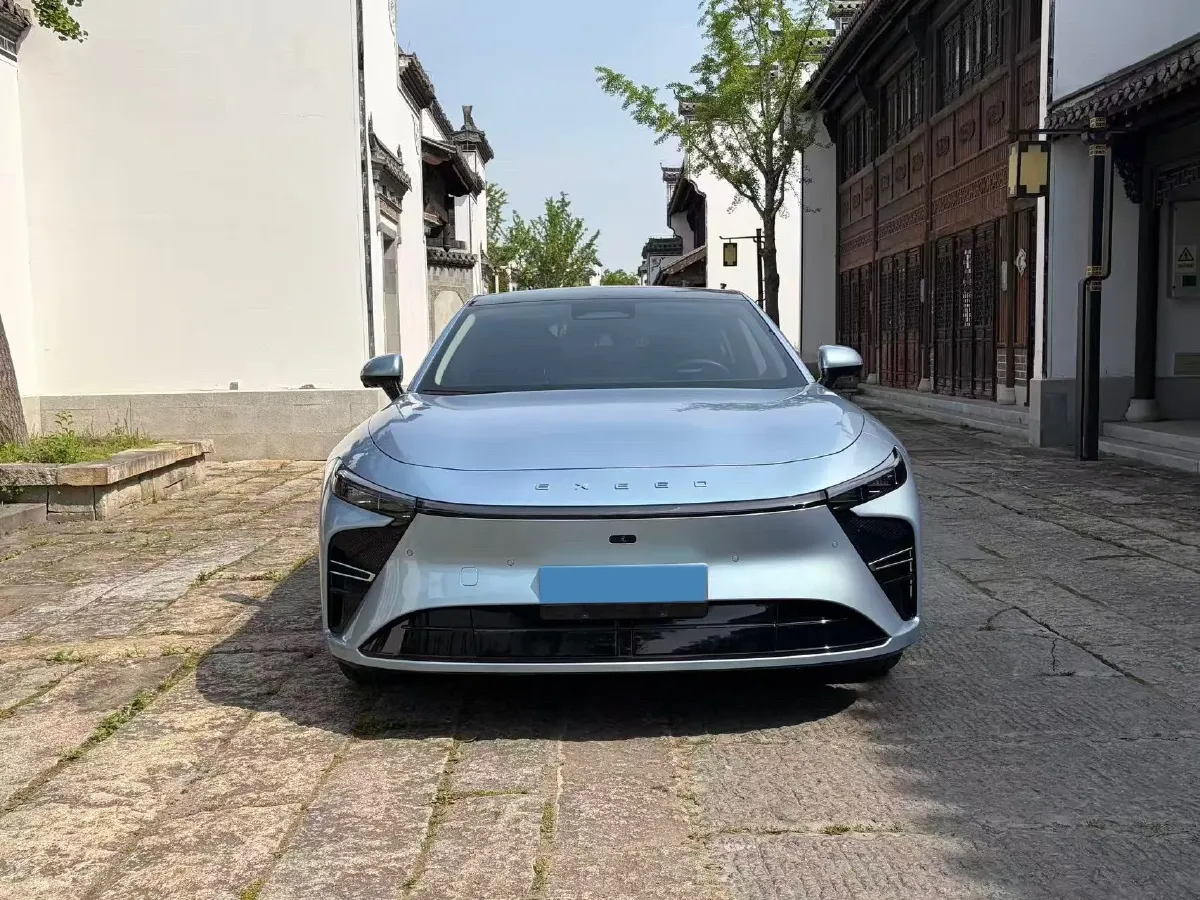 2024 Jaguar E-PACE 1.5T 200HP L3 8AT,autocango,china used car exporter,china ev exporter,chinese used car exporter,chinese used ev exporter