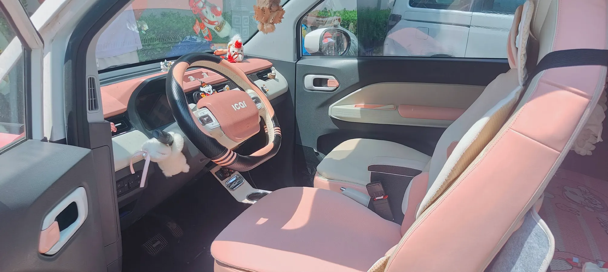 2022 Chery QQ Ice Cream BEV 9.6KWH,autocango,china used car exporter,china ev exporter,chinese used car exporter,chinese used ev exporter