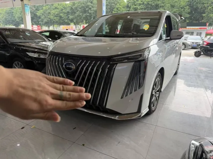 2023 GAC Trumpchi M8 2.0T 252HP L4 8AT,autocango,china used car exporter,china ev exporter,chinese used car exporter,chinese used ev exporter