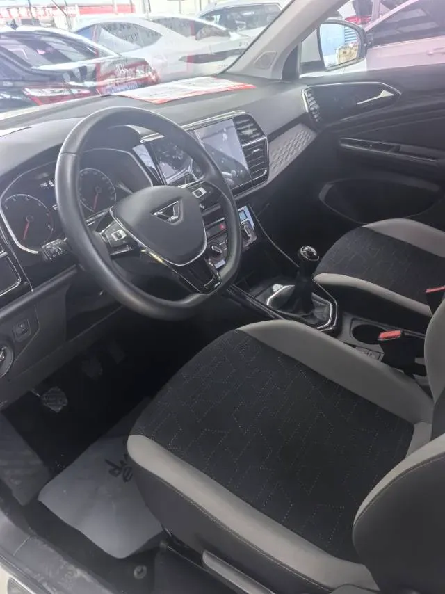 2021 Jetta VS5 1.4T 150HP L4 5MT,autocango,china used car exporter,china ev exporter,chinese used car exporter,chinese used ev exporter