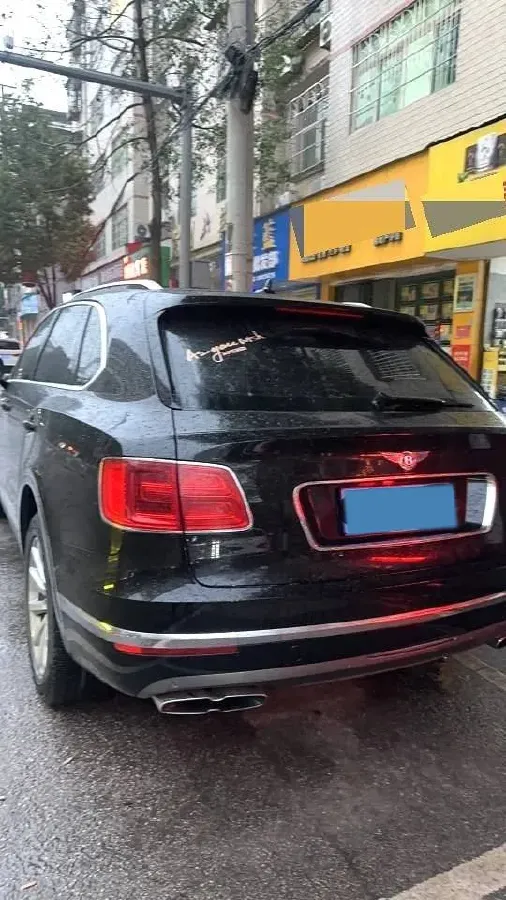 2018 Bentley Bentayga 4.0T 550HP V8 8AT,autocango,china used car exporter,china ev exporter,chinese used car exporter,chinese used ev exporter
