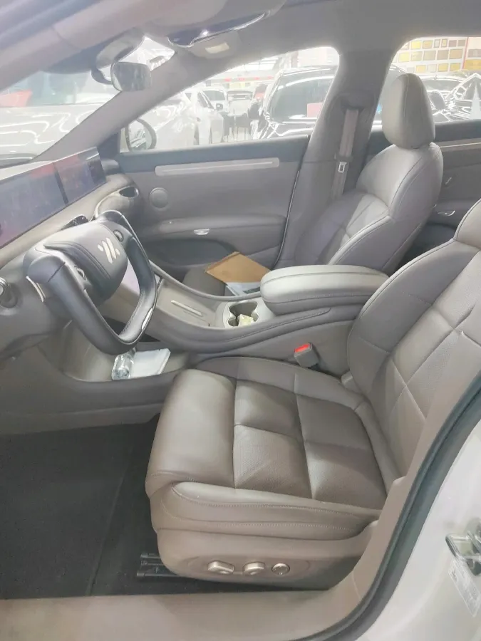 2025 IM L6 BEV,autocango,china used car exporter,china ev exporter,chinese used car exporter,chinese used ev exporter