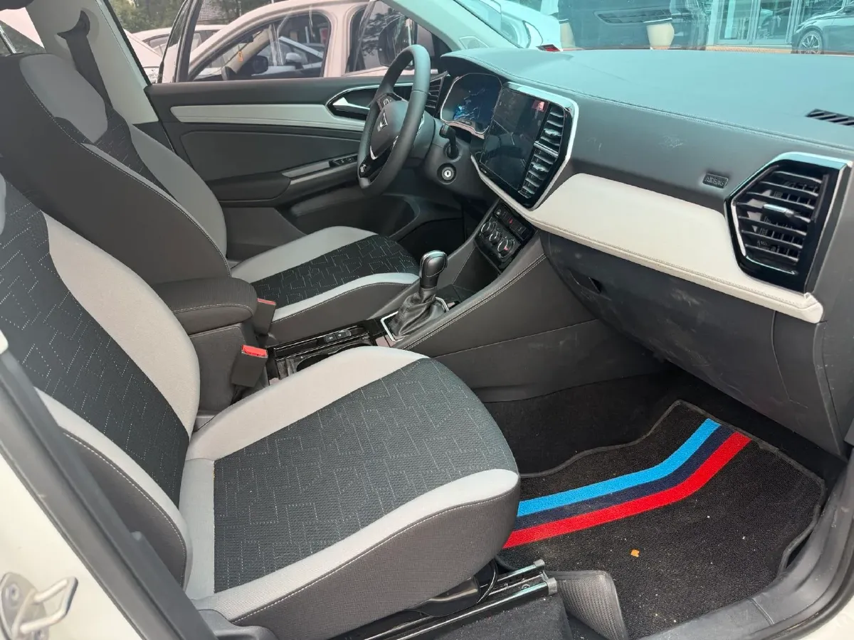 2024 Jetta VS5 1.4T 150HP L4 5MT,autocango,china used car exporter,china ev exporter,chinese used car exporter,chinese used ev exporter