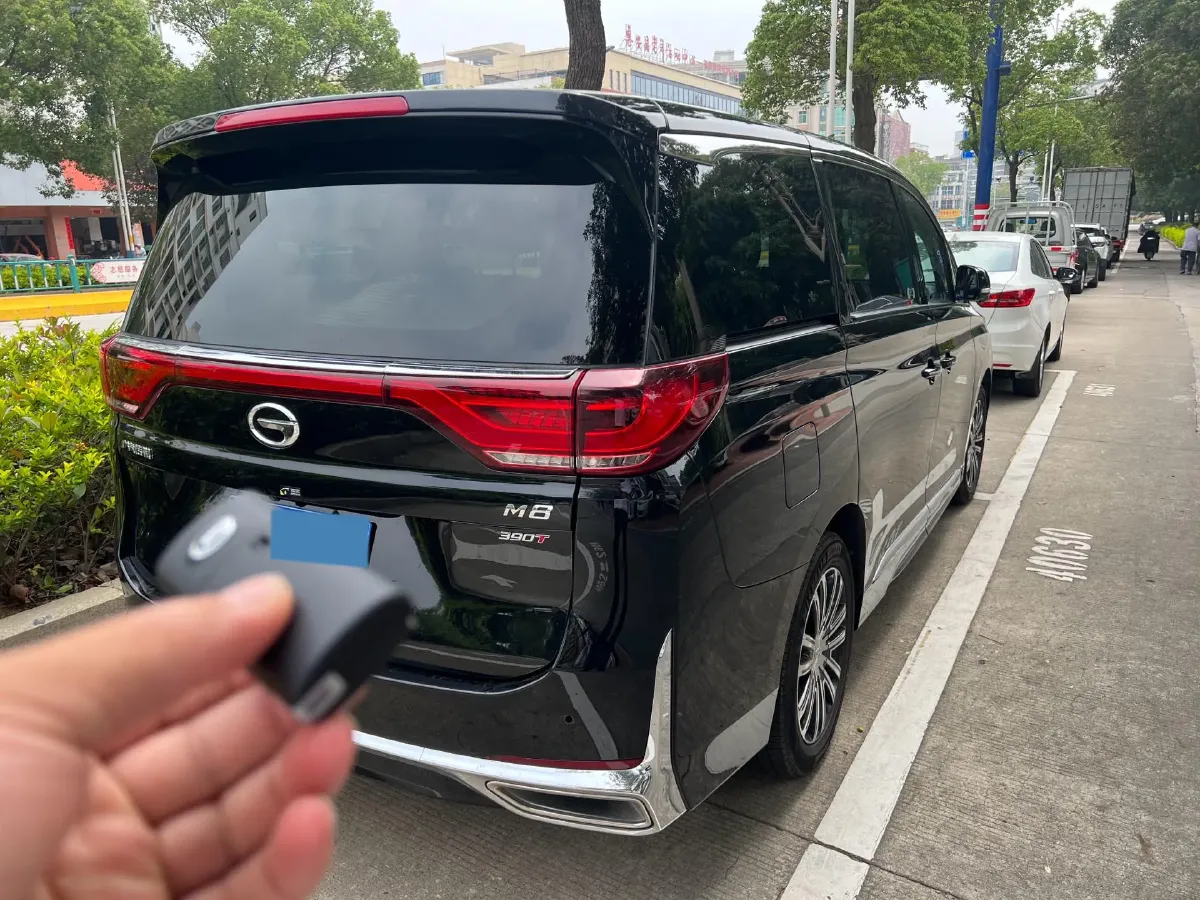 2021 GAC Trumpchi M8 2.0T 252HP L4 8AT,autocango,china used car exporter,china ev exporter,chinese used car exporter,chinese used ev exporter