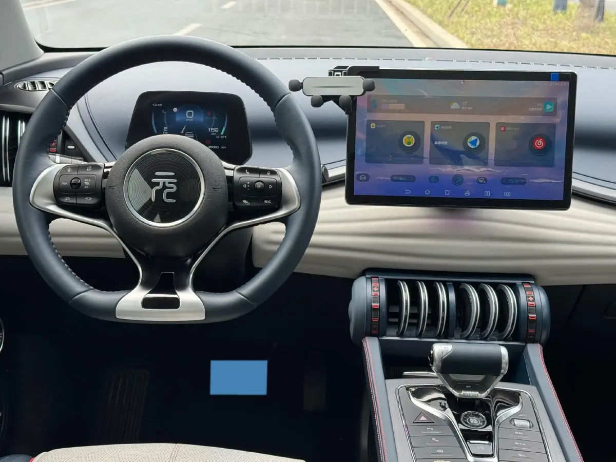 2022 Foton Grand General G7 2.0T 238HP L4 8AT,autocango,china used car exporter,china ev exporter,chinese used car exporter,chinese used ev exporter