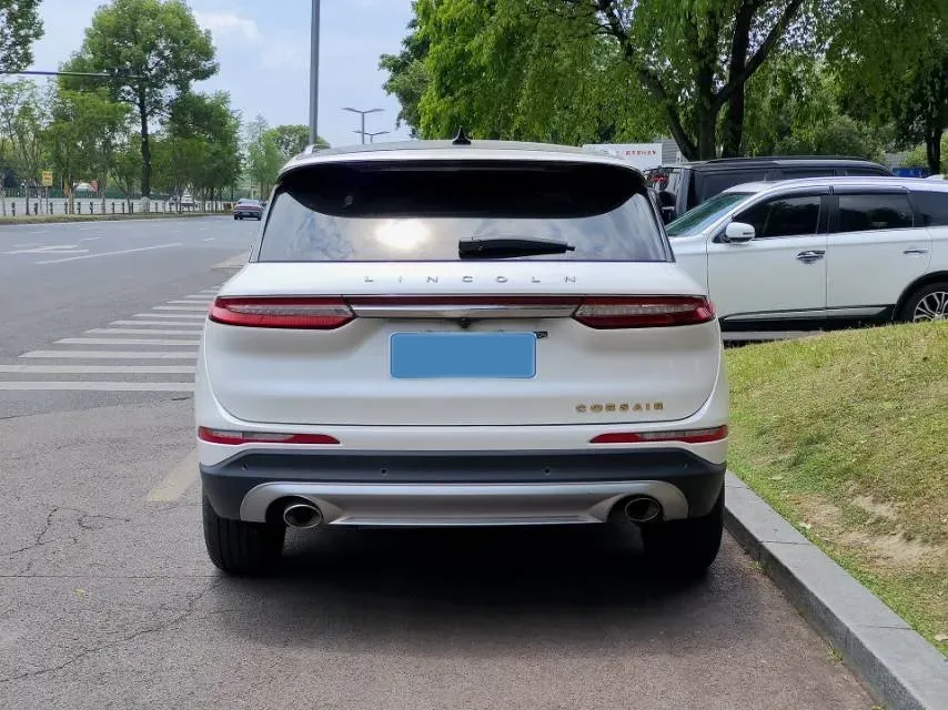 2021 Lincoln Corsair 2.0T 245HP L4 8AT,autocango,china used car exporter,china ev exporter,chinese used car exporter,chinese used ev exporter