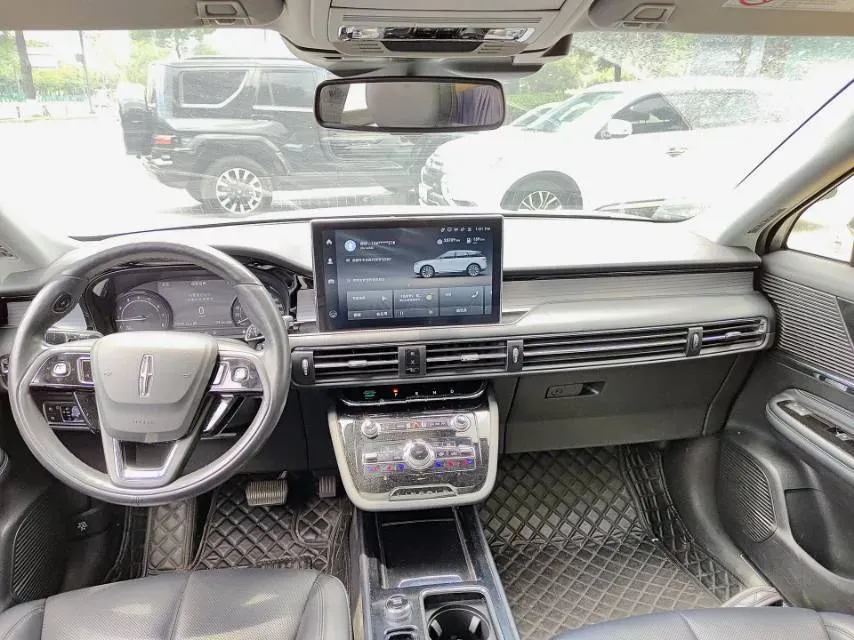 2021 Lincoln Corsair 2.0T 245HP L4 8AT,autocango,china used car exporter,china ev exporter,chinese used car exporter,chinese used ev exporter