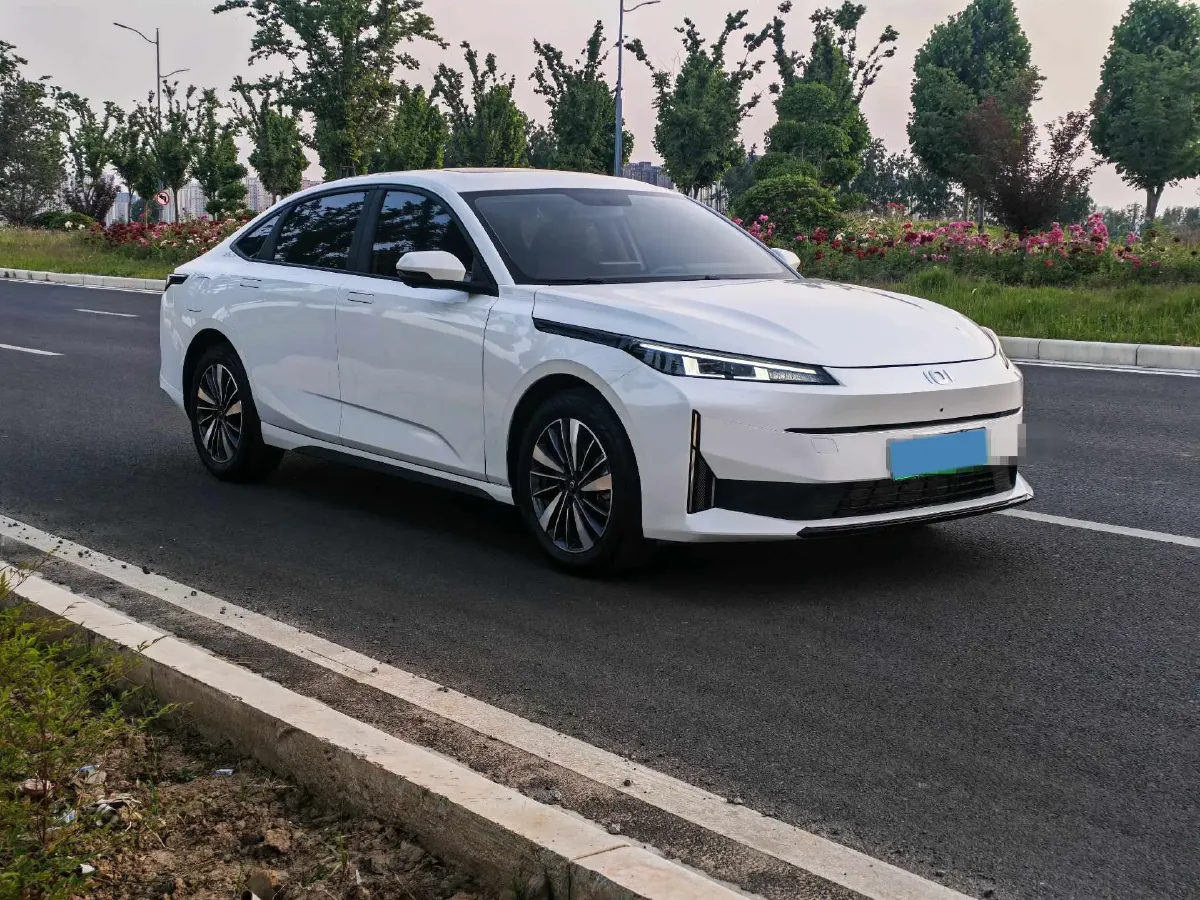 2024 ChangAn QiYuan A05 1.5L 110HP L4 E-CVT PHEV 18.4KWH,autocango,china used car exporter,china ev exporter,chinese used car exporter,chinese used ev exporter