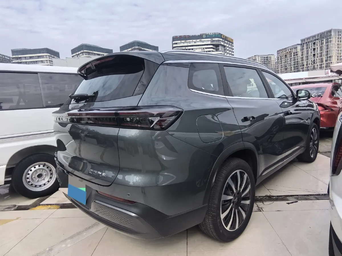 2025 Fulwin FulwinT8 1.5T 156HP L4 1DHT PHEV 18.67KWH,autocango,china used car exporter,china ev exporter,chinese used car exporter,chinese used ev exporter