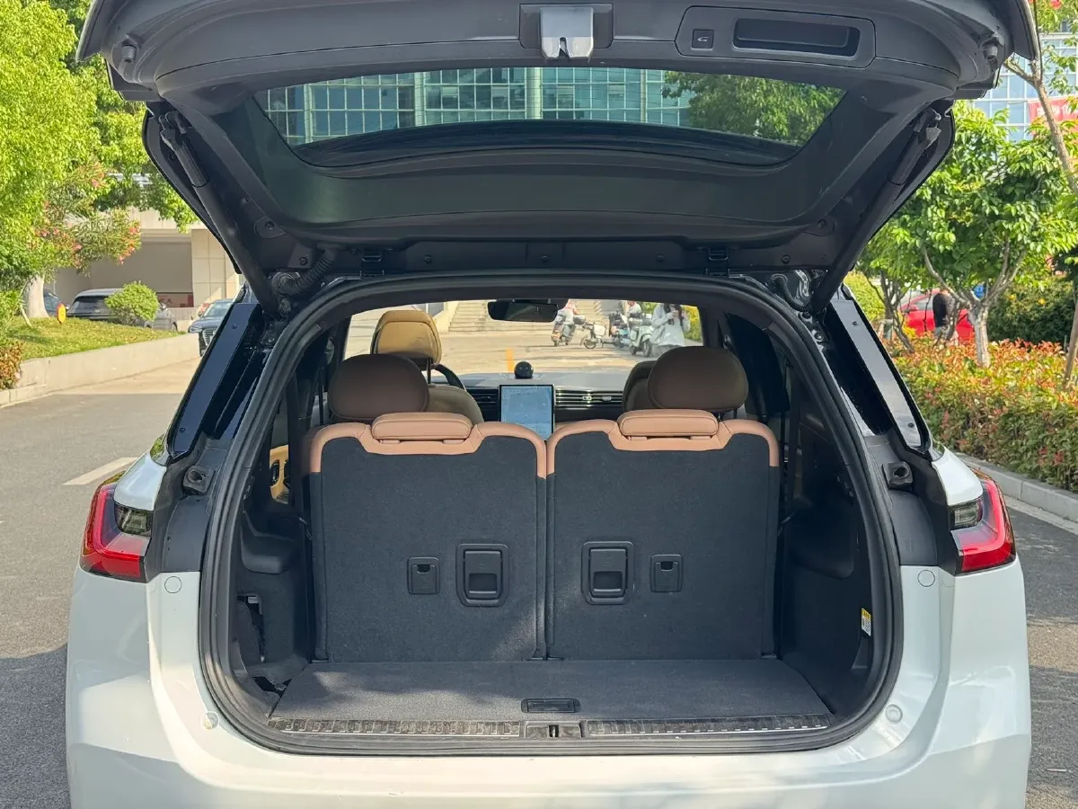 2020 NIO ES8 BEV 100KWH,autocango,china used car exporter,china ev exporter,chinese used car exporter,chinese used ev exporter