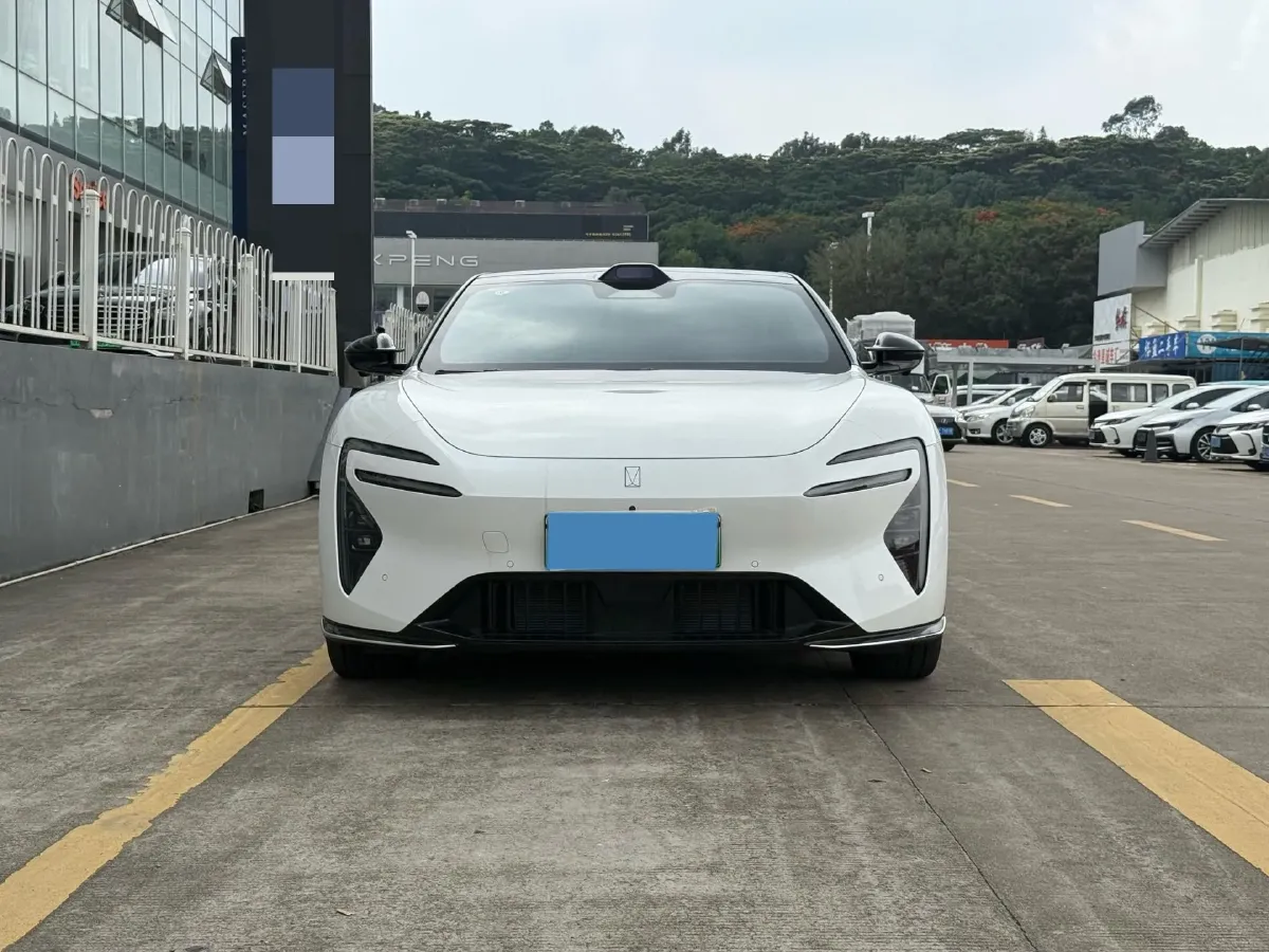 2025 Avatr 06 BEV,autocango,china used car exporter,china ev exporter,chinese used car exporter,chinese used ev exporter