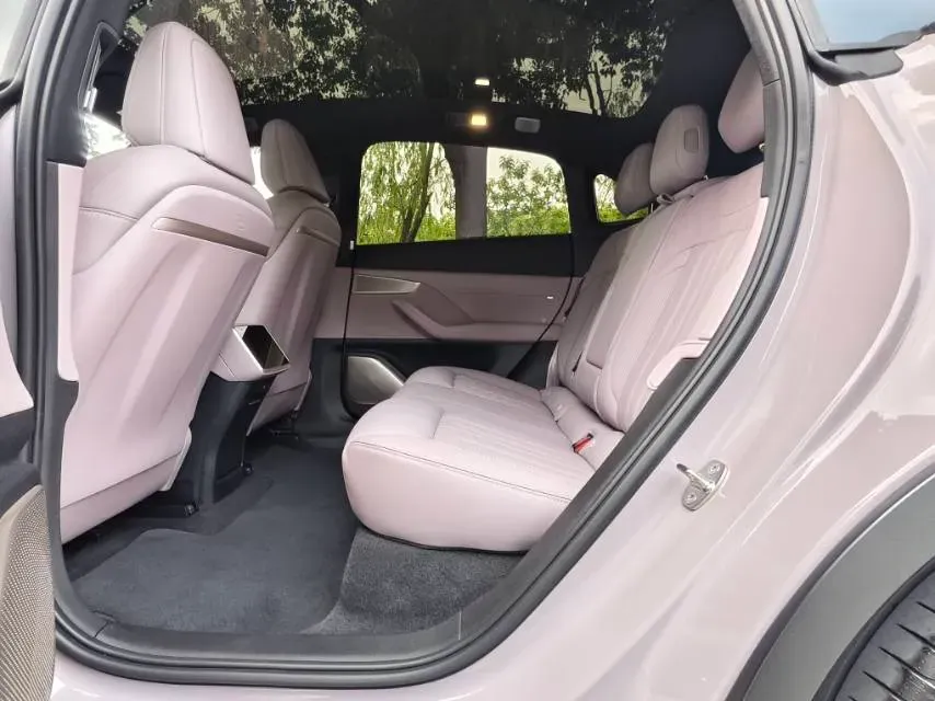 2025 ONVO L60 BEV,autocango,china used car exporter,china ev exporter,chinese used car exporter,chinese used ev exporter