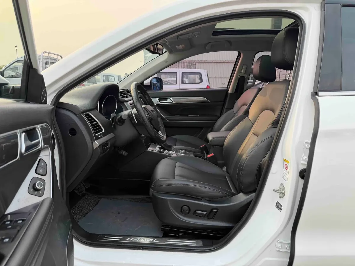 2018 Haval H6 Coupe 1.5T 169HP L4 7DCT,autocango,china used car exporter,china ev exporter,chinese used car exporter,chinese used ev exporter