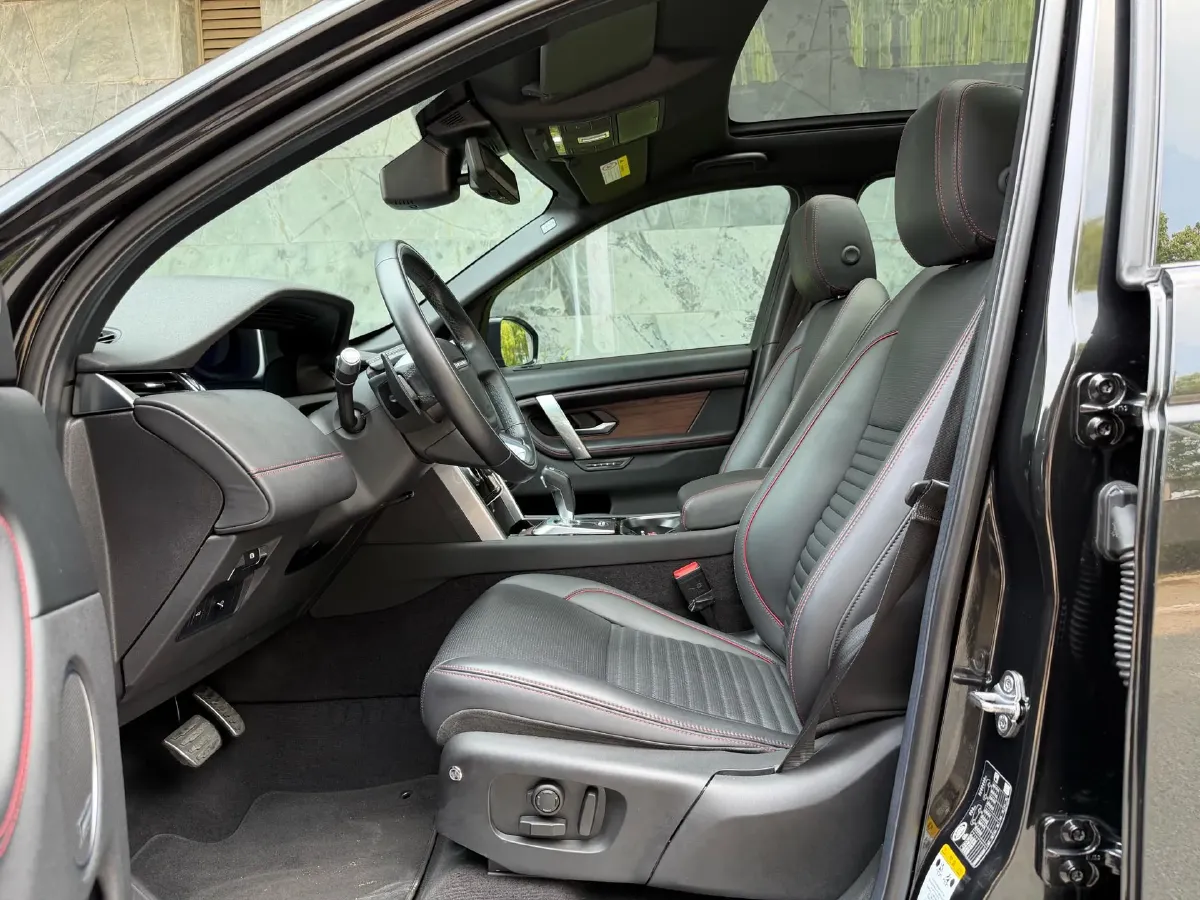 2021 Land Rover Discovery Sport 2.0T 249HP L4 9AT,autocango,china used car exporter,china ev exporter,chinese used car exporter,chinese used ev exporter