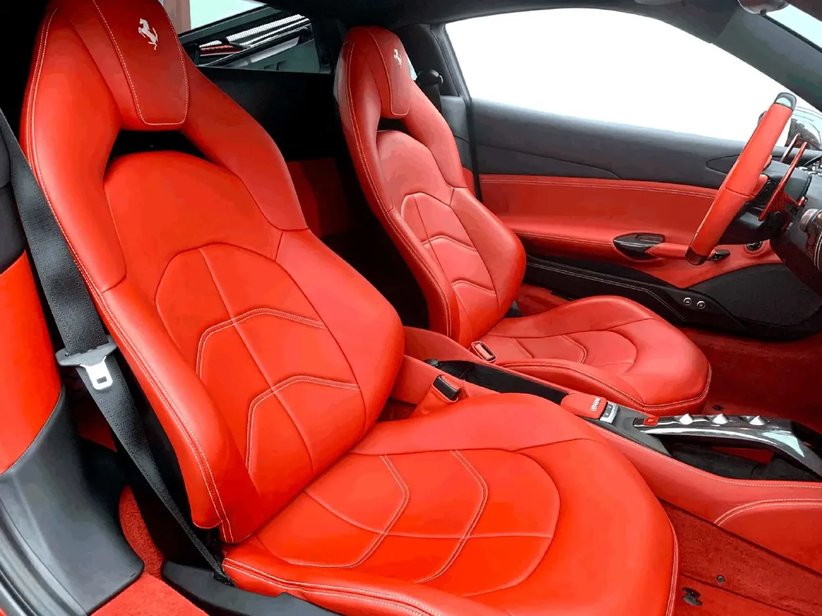 2015 Ferrari 488 3.9T 670HP V8 7DCT,autocango,china used car exporter,china ev exporter,chinese used car exporter,chinese used ev exporter