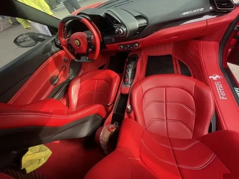 2015 Ferrari 488 3.9T 670HP V8 7DCT,autocango,china used car exporter,china ev exporter,chinese used car exporter,chinese used ev exporter