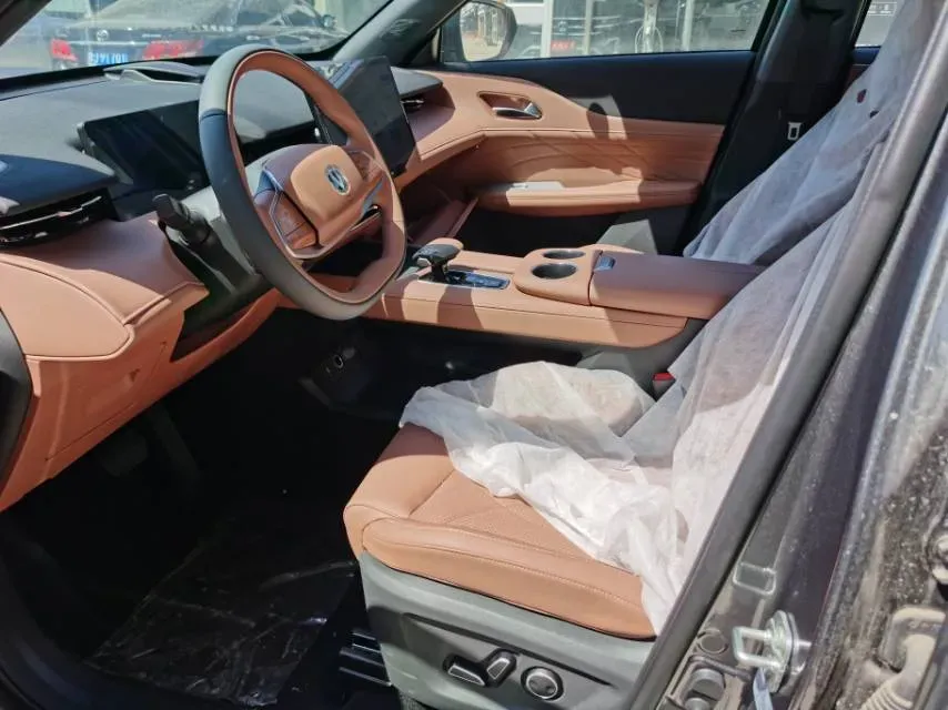 2024 ChangAn UNI-Z 1.5L 98HP L4 E-CVT PHEV 18.4KWH,autocango,china used car exporter,china ev exporter,chinese used car exporter,chinese used ev exporter