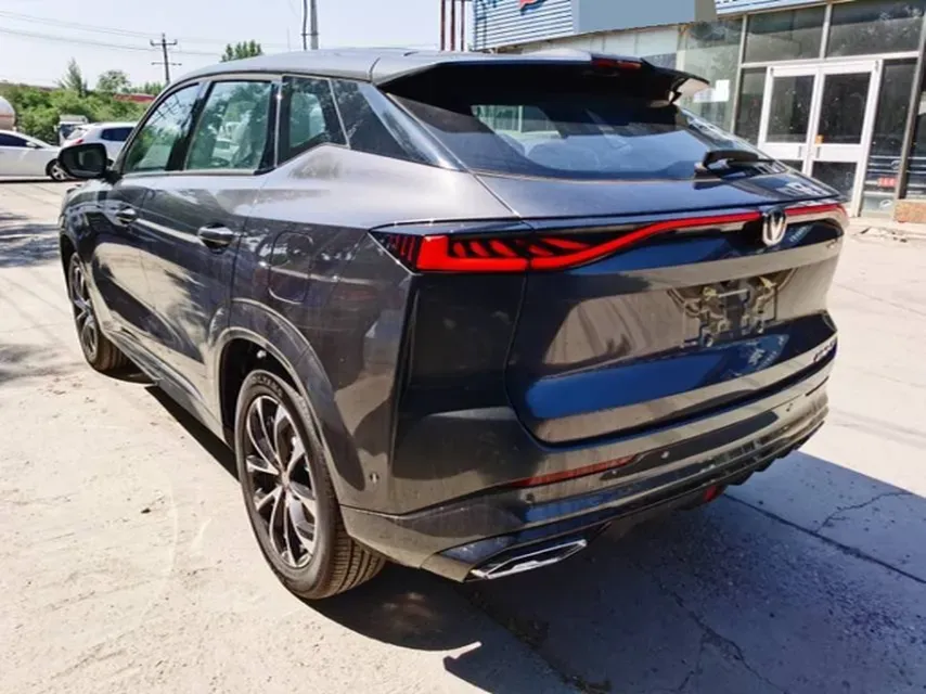 2024 ChangAn UNI-Z 1.5L 98HP L4 E-CVT PHEV 18.4KWH,autocango,china used car exporter,china ev exporter,chinese used car exporter,chinese used ev exporter