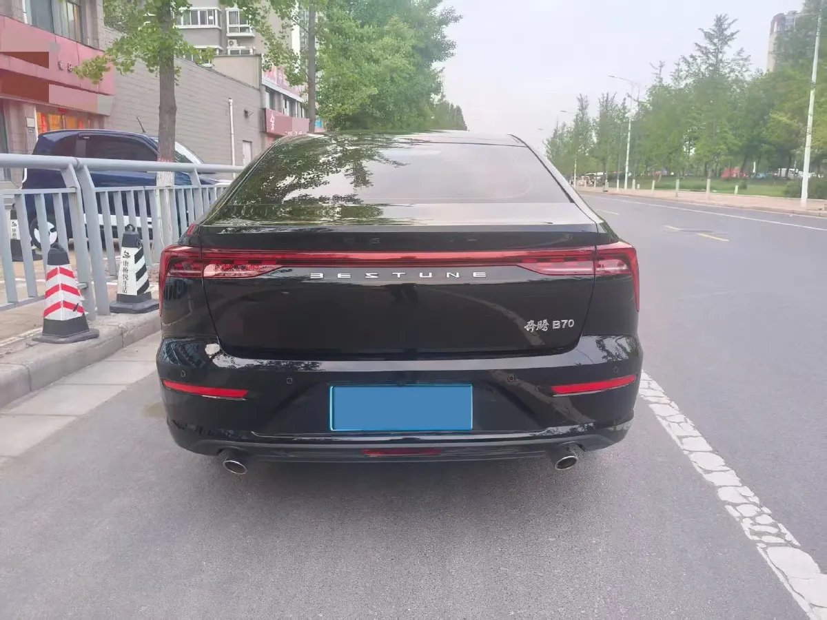 2022 Bestune B70 1.5T 169HP L4 7DCT,autocango,china used car exporter,china ev exporter,chinese used car exporter,chinese used ev exporter