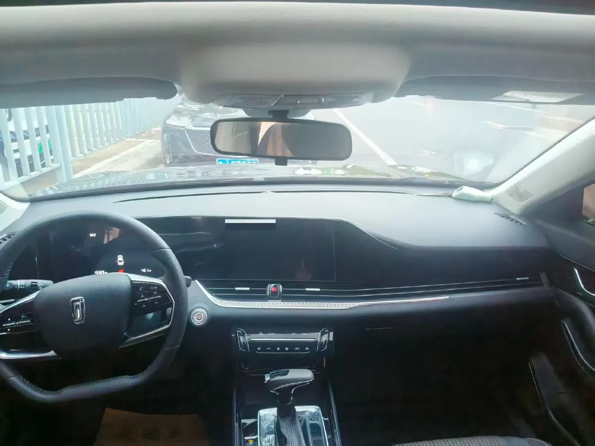 2022 Bestune B70 1.5T 169HP L4 7DCT,autocango,china used car exporter,china ev exporter,chinese used car exporter,chinese used ev exporter