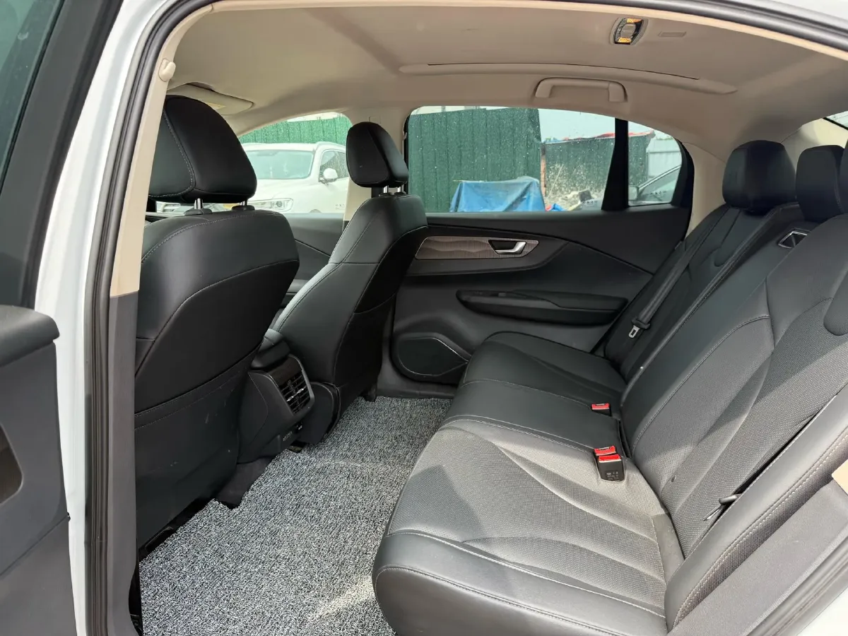 2022 HongQi E-QM5 BEV 54KWH,autocango,china used car exporter,china ev exporter,chinese used car exporter,chinese used ev exporter