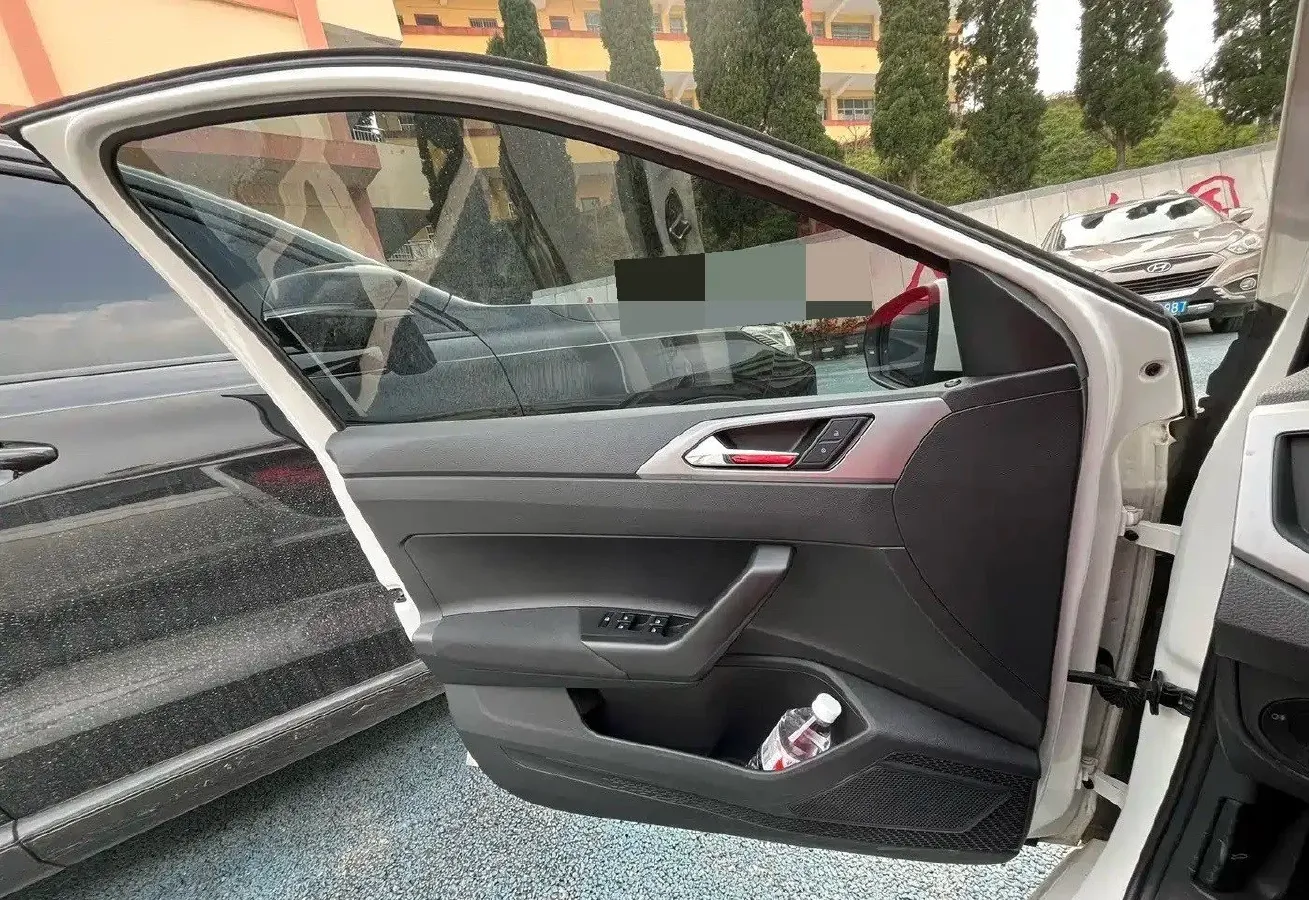 2021 Bestune T55 1.5T 169HP L4 7DCT,autocango,china used car exporter,china ev exporter,chinese used car exporter,chinese used ev exporter