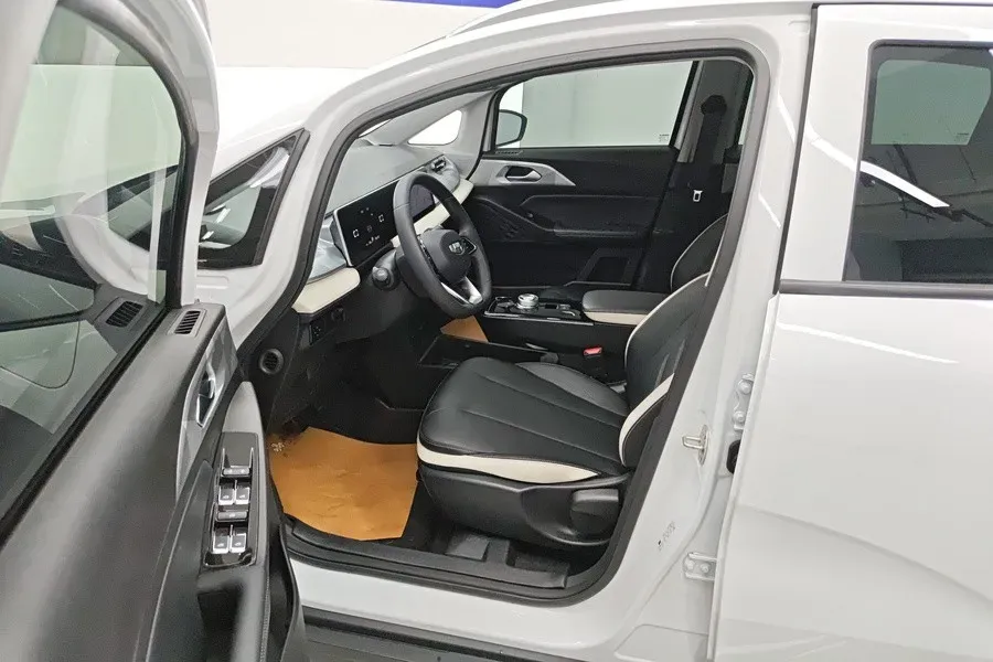2023 Geometry E BEV 33.5KWH,autocango,china used car exporter,china ev exporter,chinese used car exporter,chinese used ev exporter