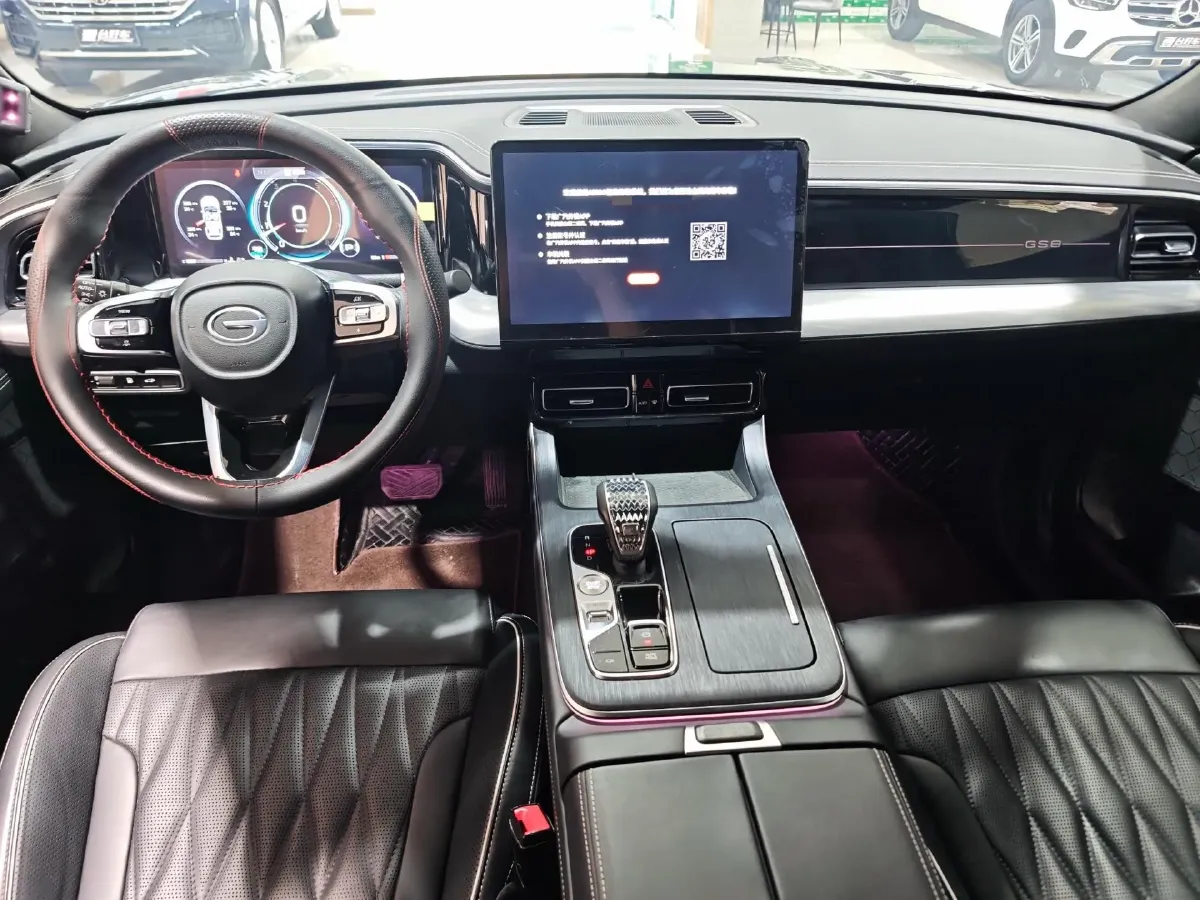 2022 GAC Trumpchi GS8 2.0T 252HP L4 8AT,autocango,china used car exporter,china ev exporter,chinese used car exporter,chinese used ev exporter