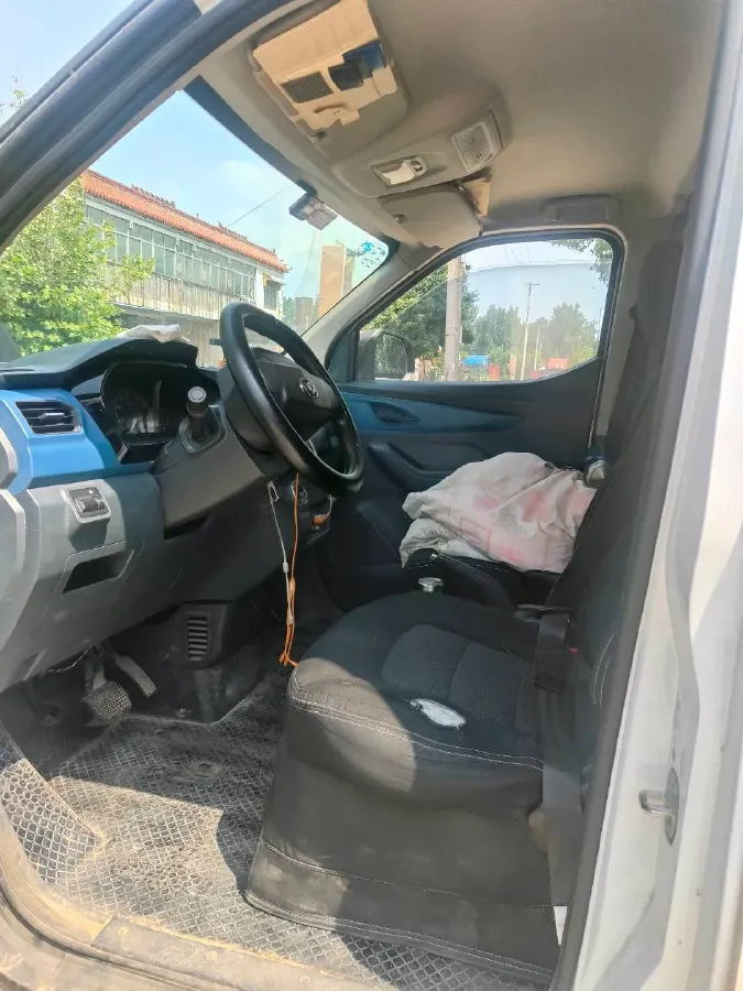 2019 MAXUS EV30 BEV 35KWH,autocango,china used car exporter,china ev exporter,chinese used car exporter,chinese used ev exporter
